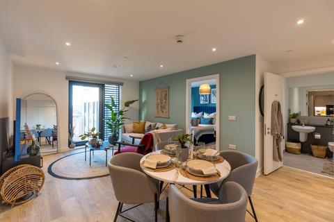 2 bedroom flat to rent, Flat 1602, Pall Mall Press, 34 Pall Mall