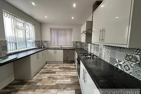 undefined, The Avenue, Pontygwaith, Ferndale, CF43
