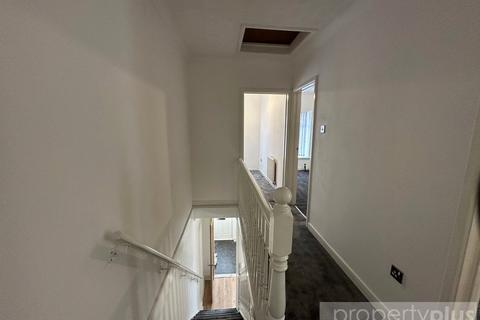 undefined, The Avenue, Pontygwaith, Ferndale, CF43