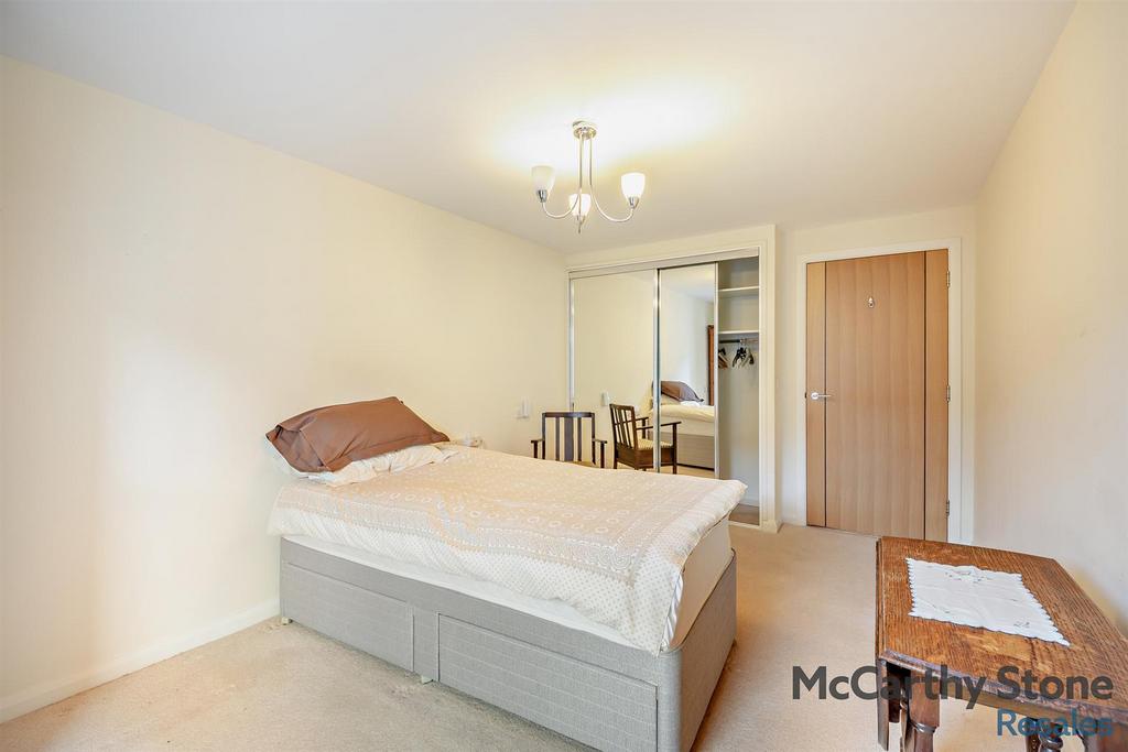 8673259-interior06-800.jpg