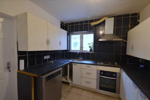 3 bedroom terraced house for sale, Ashford Road, East Ham