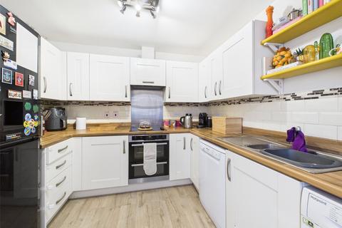 4 bedroom semi-detached house for sale, Swannington Drive Kingsway, Quedgeley, Gloucester, Gloucestershire, GL2