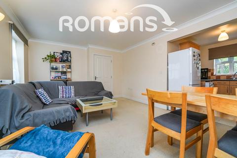 undefined, Elgar Close, Swindon, SN25