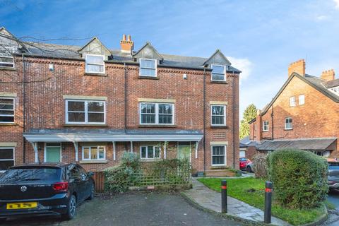 4 bedroom townhouse for sale, Crossgate Peth, Durham DH1