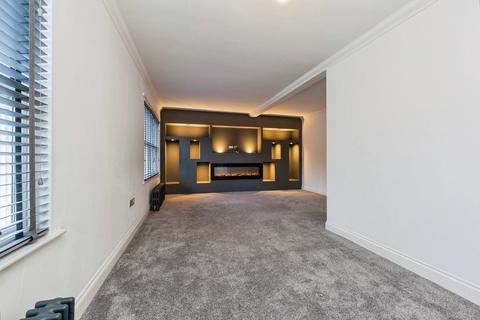 4 bedroom townhouse for sale, Crossgate Peth, Durham DH1