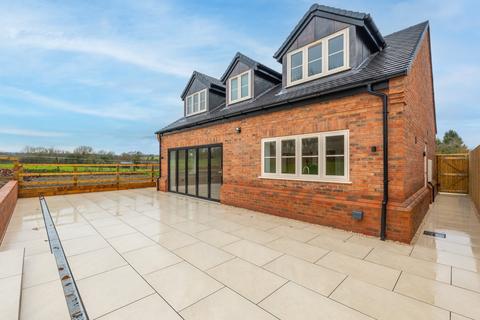 undefined, off The Green, Snitterfield, Stratford Upon Avon, CV37