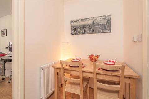 undefined, Thane Villas, Finsbury Park, Greater London, N7