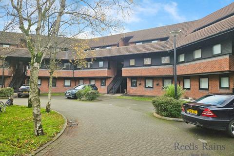 Hamnett Court, Warrington WA3