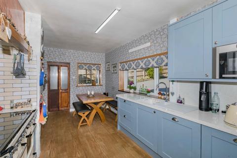 5 bedroom detached house for sale, High Street, Uckfield TN22