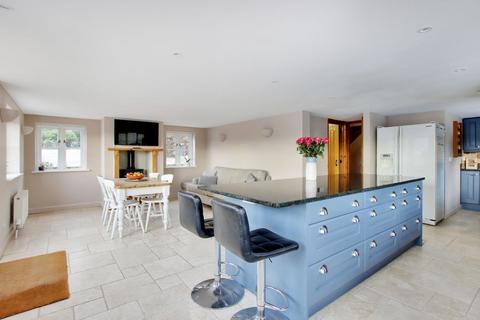 5 bedroom detached house for sale, Frog Hole Lane, Mayfield TN20