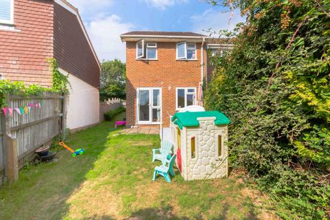 2 bedroom semi-detached house for sale, Goldcrest Drive, Uckfield TN22