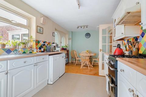 3 bedroom semi-detached house for sale, Manor End, Uckfield TN22