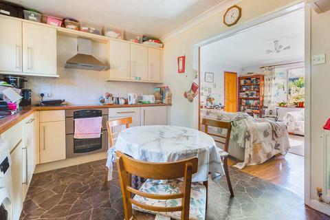 2 bedroom detached bungalow for sale, Station Road, Uckfield TN22