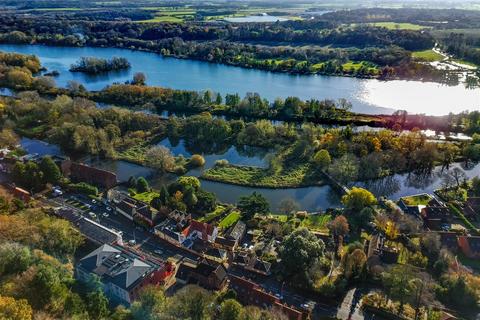 undefined, Yarmouth Road, Thorpe St Andrew, Norwich