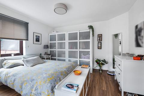 undefined, Capstan Way, London, SE16