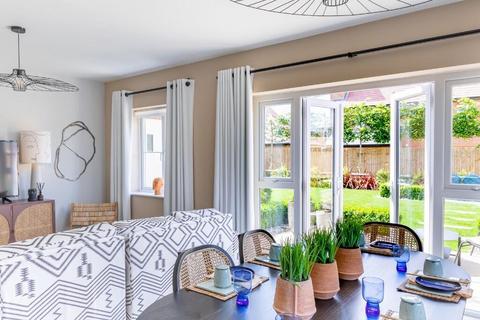 3 bedroom semi-detached house for sale, Abbey Barn Lane, High Wycombe HP10