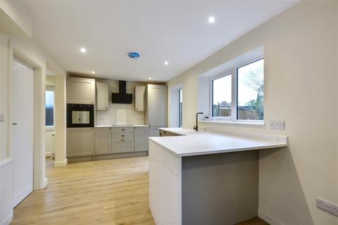 4 bedroom semi-detached house for sale, Borlace Crescent, Stapleford, Nottingham