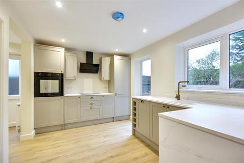 4 bedroom semi-detached house for sale, Borlace Crescent, Stapleford, Nottingham