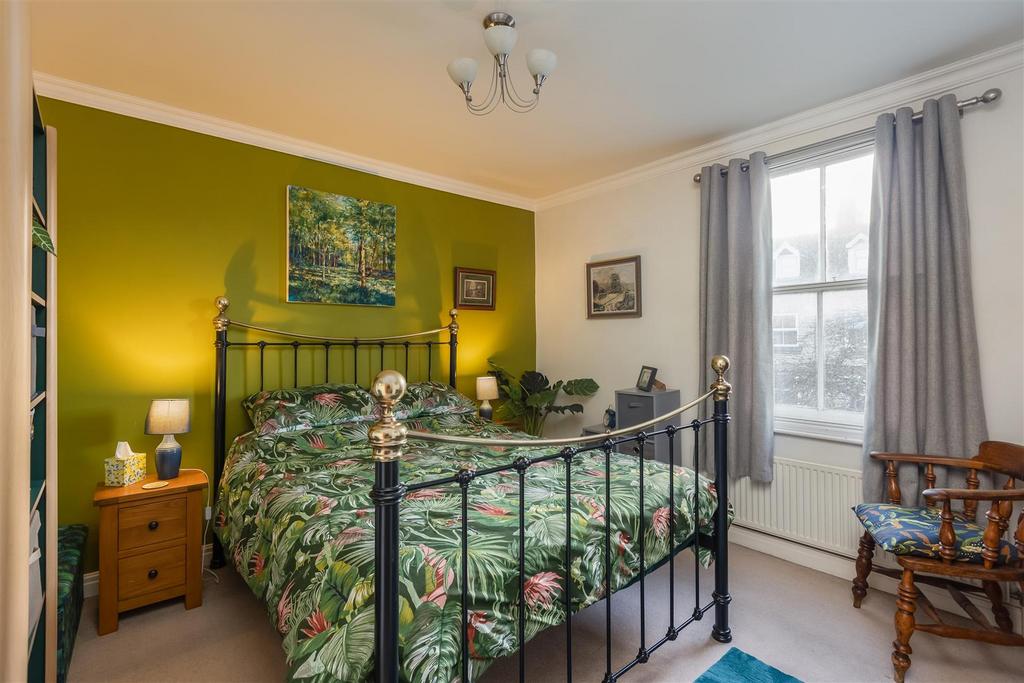 Eastgate 51 Bedroom 1-1.jpg