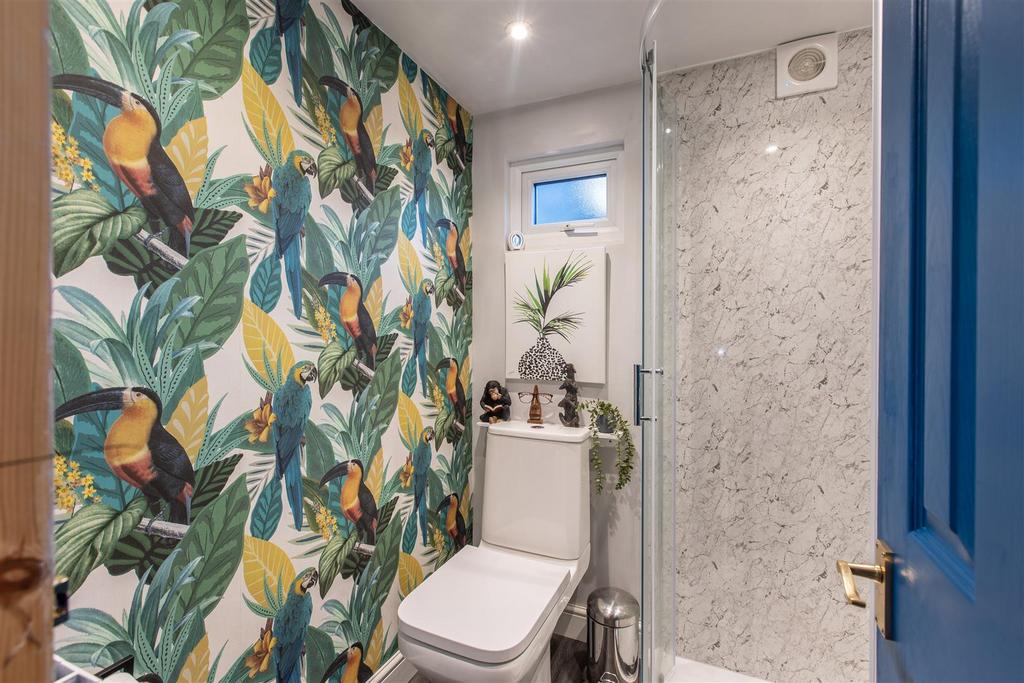 Eastgate 51 Shower Room-1.jpg