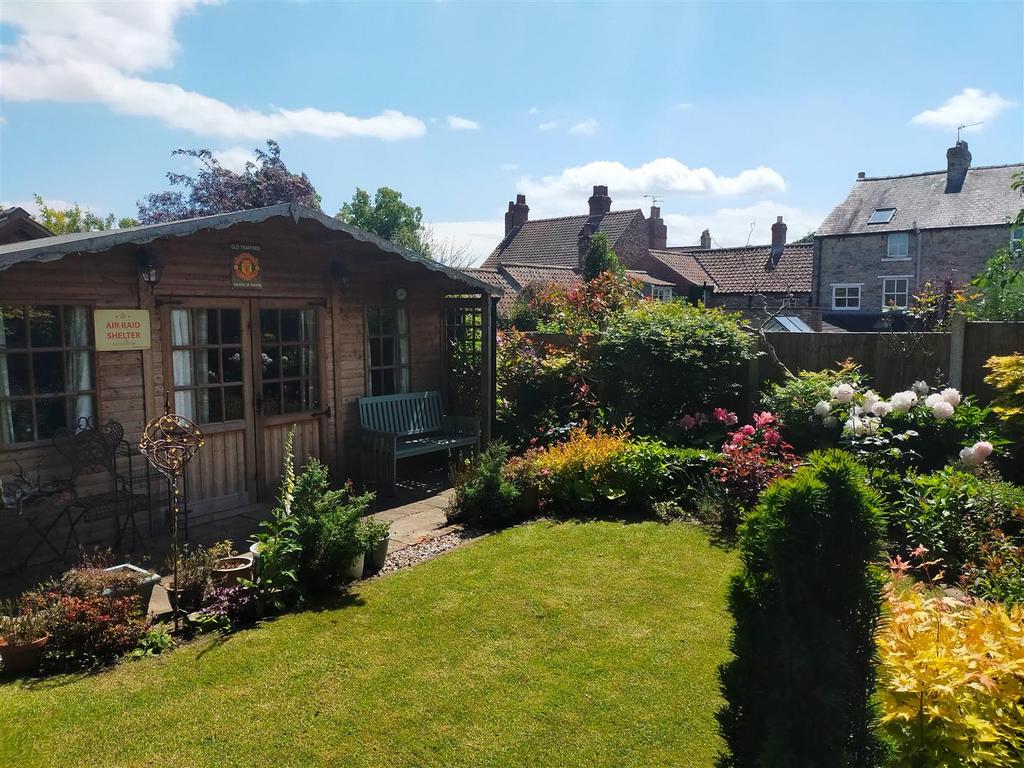 Eastgate 51 Vendor Shot-2.jpg