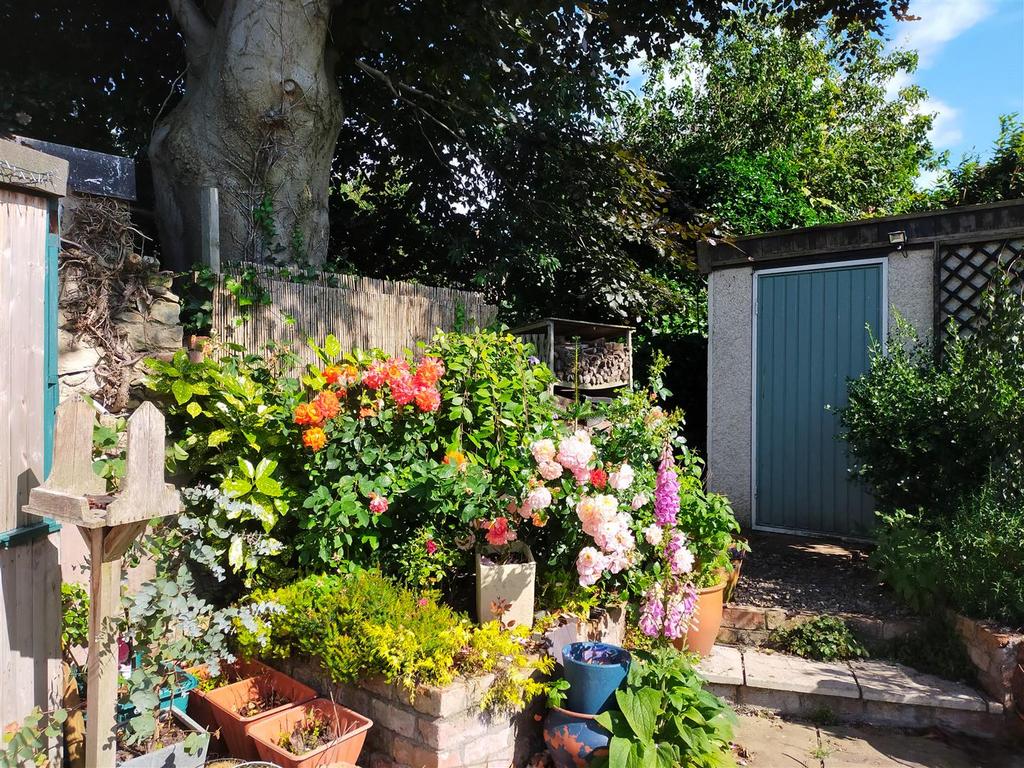 Eastgate 51 Vendor Shot-9.jpg