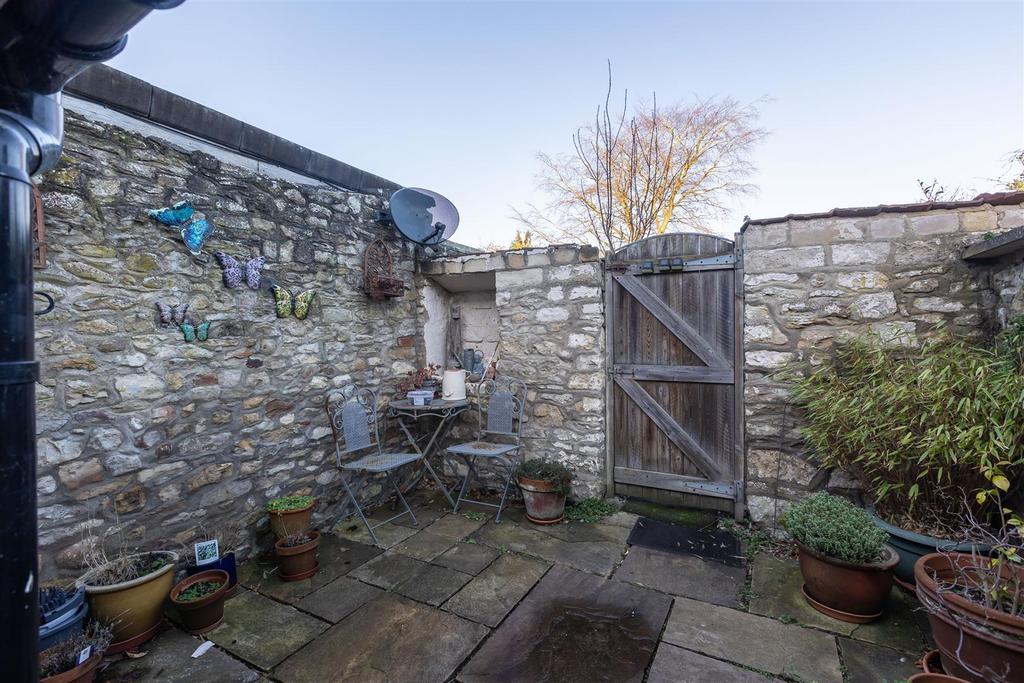 Eastgate 51 External-2.jpg