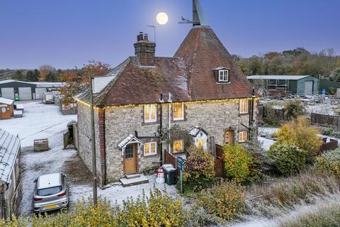 1 bedroom cottage for sale, Wierton Road, Boughton Monchelsea, ME17