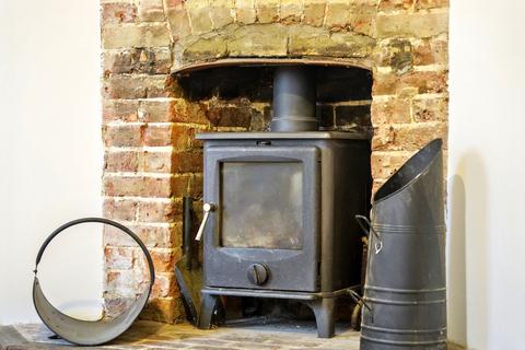 1 bedroom cottage for sale, Wierton Road, Boughton Monchelsea, ME17