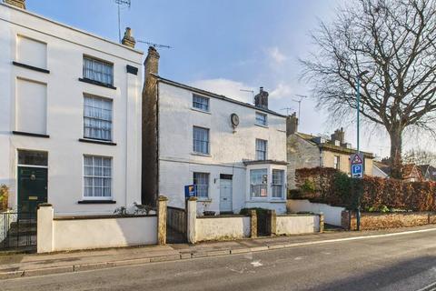 2 bedroom semi-detached house for sale, London Road, Stroud, Gloucestershire, GL5