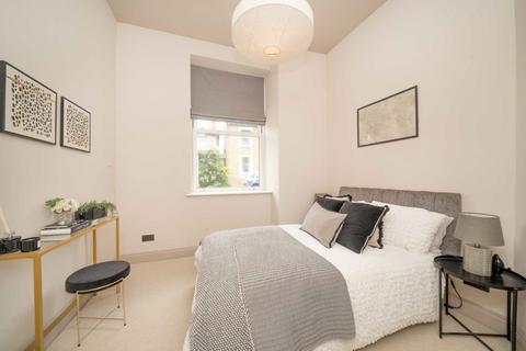 undefined, Park Road, Kingston Upon Thames KT1