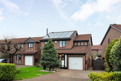 4 bedroom detached house for sale, Blagdon Close, Morpeth NE61