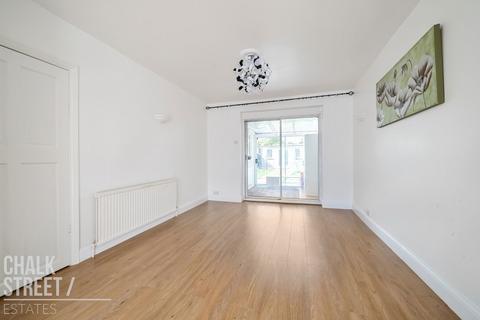 3 bedroom terraced house to rent, Elm Park Avenue, Hornchurch, RM12