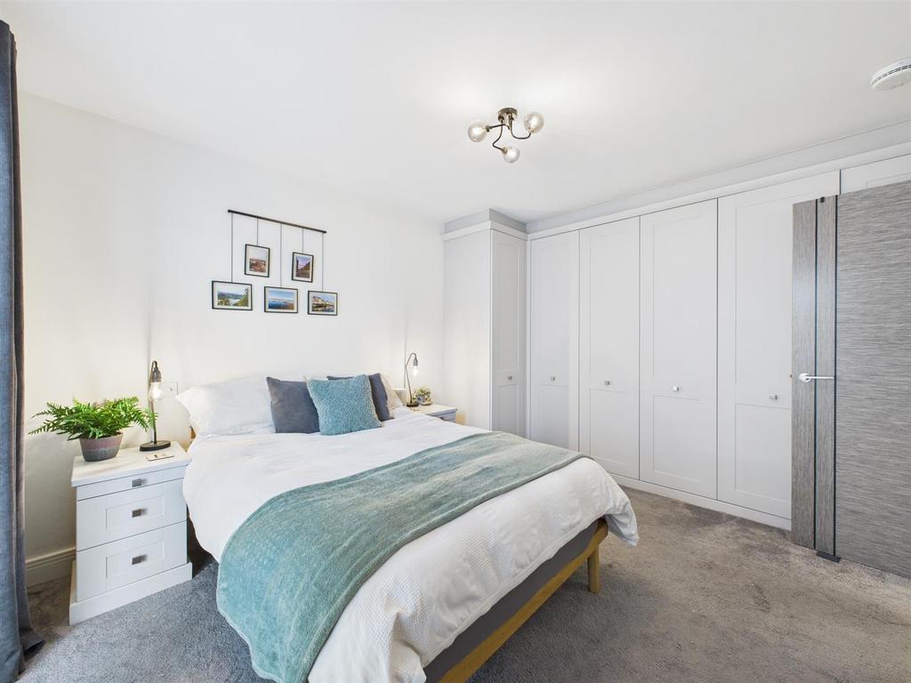 CAM05469 G0-PR0027-STILL007.jpg