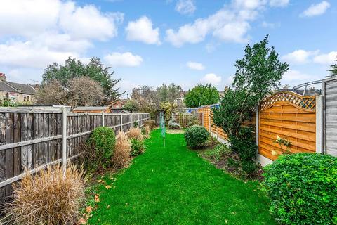 undefined, Grove Park Avenue, Chingford, E4