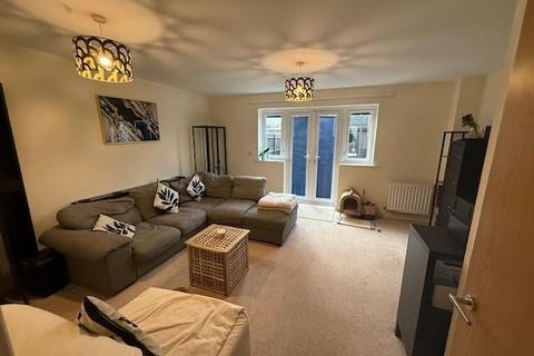 3 bedroom terraced house to rent, Rainbow Square, Shoreham by Sea