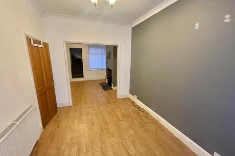 2 bedroom terraced house to rent, Preston Road , Birmingham B26