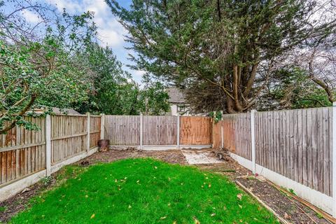 undefined, Trentbridge Close, Hainault