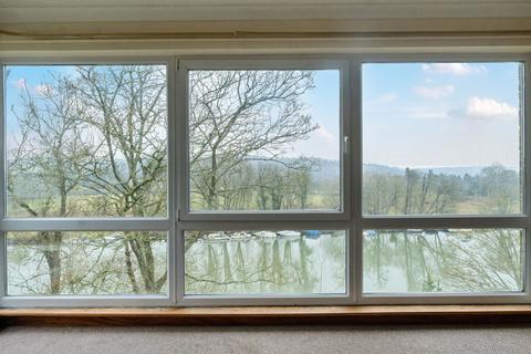 undefined, Shooters Hill, Pangbourne, Reading, Berkshire, RG8 7BJ