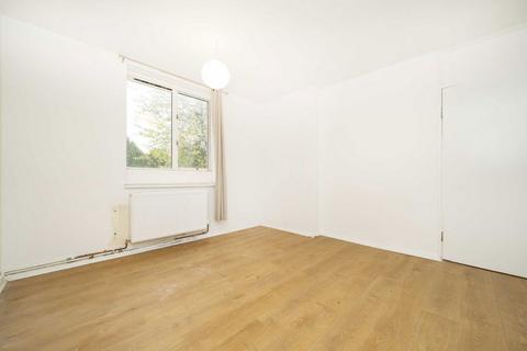 undefined, Smithy Street, London E1