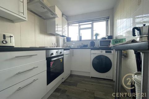 undefined, High Street, KINGSTON UPON THAMES KT1