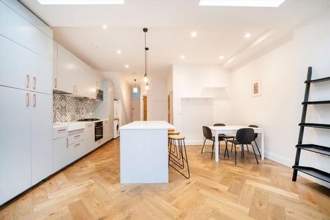 undefined, Camborne Avenue, London W13