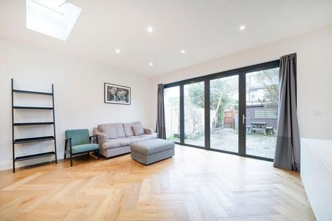 undefined, Camborne Avenue, London W13