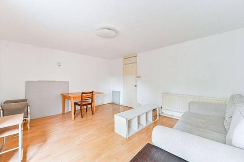2 bedroom maisonette to rent, Woodcock House, Thomas Road, London E14