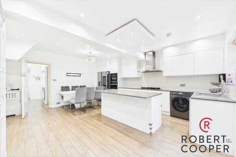 undefined, Appledore Avenue, Ruislip, HA4