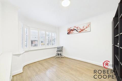 undefined, Appledore Avenue, Ruislip, HA4