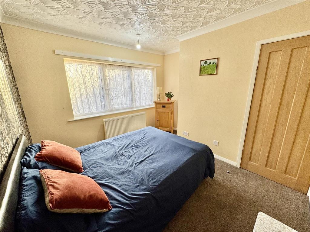 Ground floor bedroom