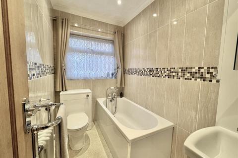 3 bedroom detached bungalow for sale, Lansdowne Crescent, Darton, Barnsley