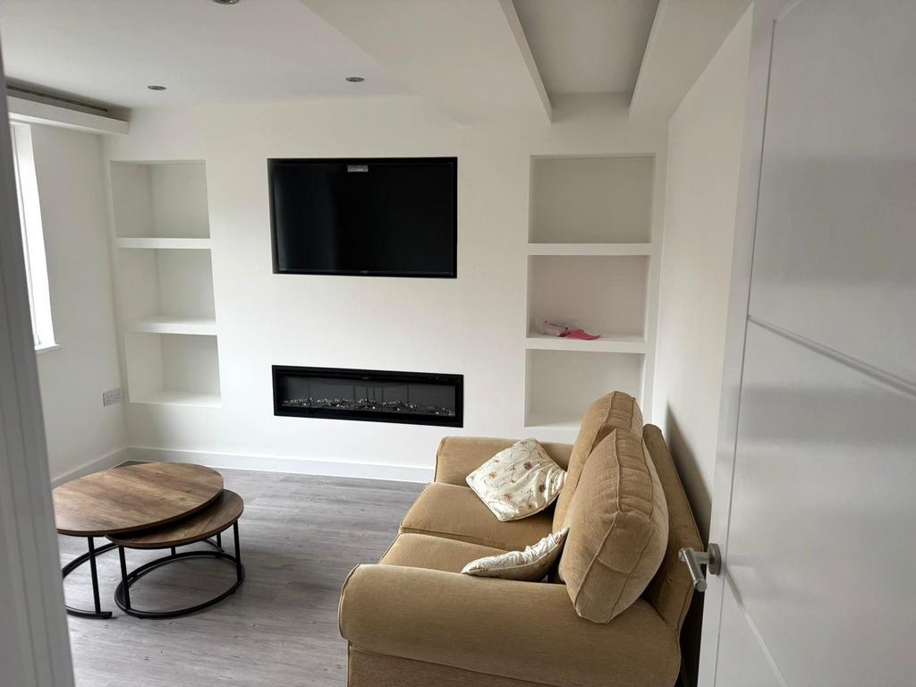 Two double rooms for rent in a furnished Apartmen