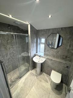 1 bedroom in a house share to rent, Tilbury, RM18